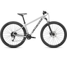 Horské kolo Specialized Rockhopper Comp 27,5 2x GLOSS METALLIC WHITE SILVER / SATIN BLACK Horské kolo Specialized Rockhopper Comp 27,5 2x GLOSS METALLIC WHITE SILVER / SATIN BLACK
