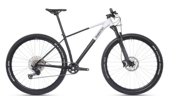 Horsk kolo Superior XP 6.2 / Matte black/ White